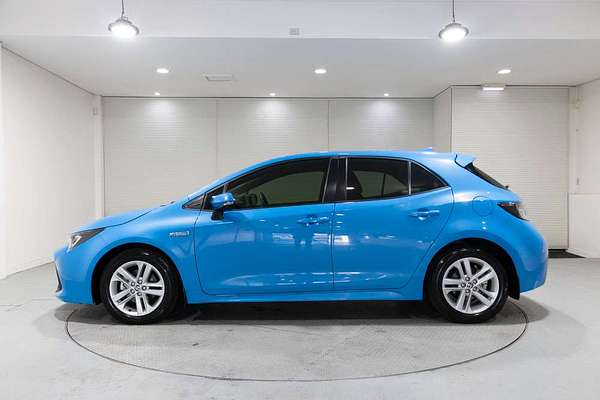 2022 Toyota Corolla Ascent Sport Hybrid ZWE211R