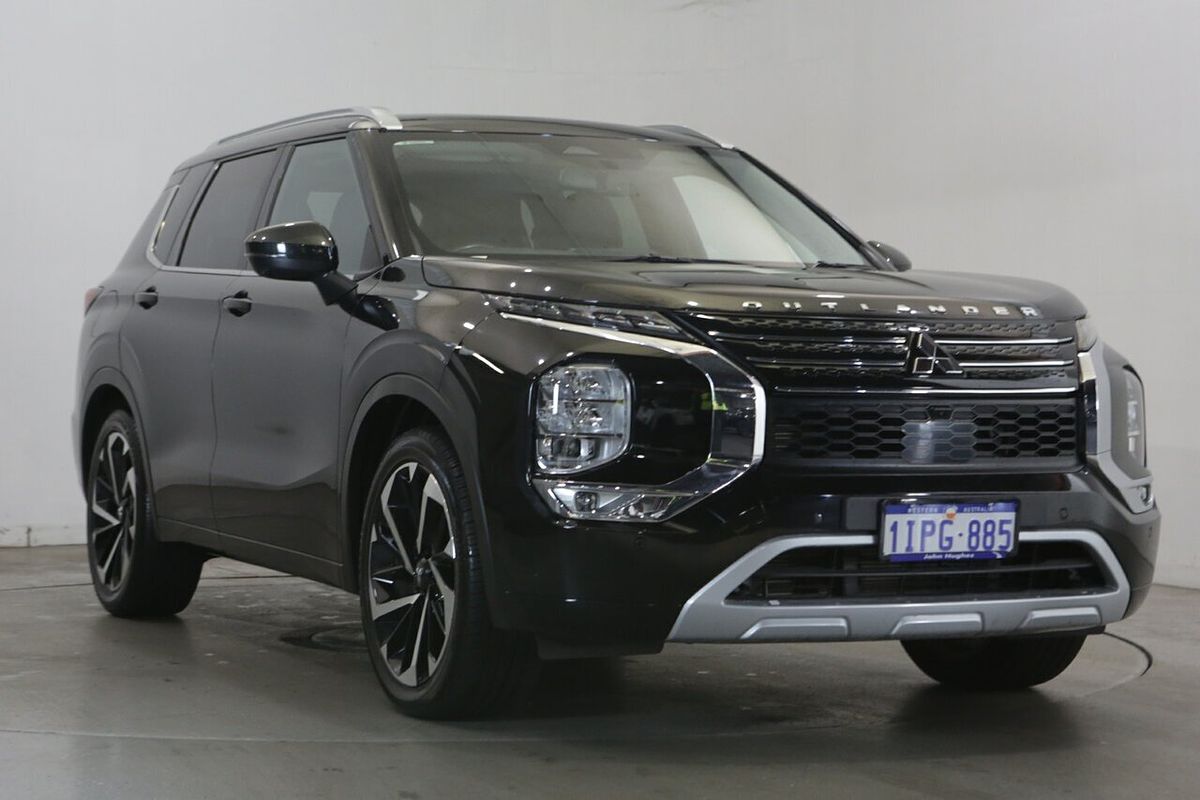 2022 Mitsubishi Outlander Exceed ZM