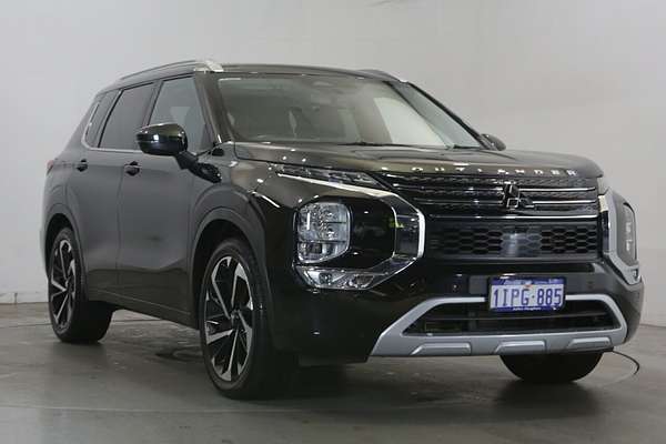 2022 Mitsubishi Outlander Exceed ZM