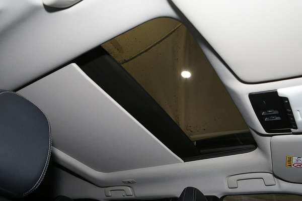 2022 Mitsubishi Outlander Exceed ZM