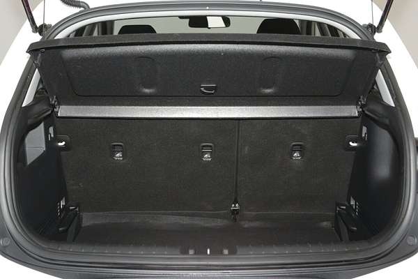 2024 Kia Stonic S YB