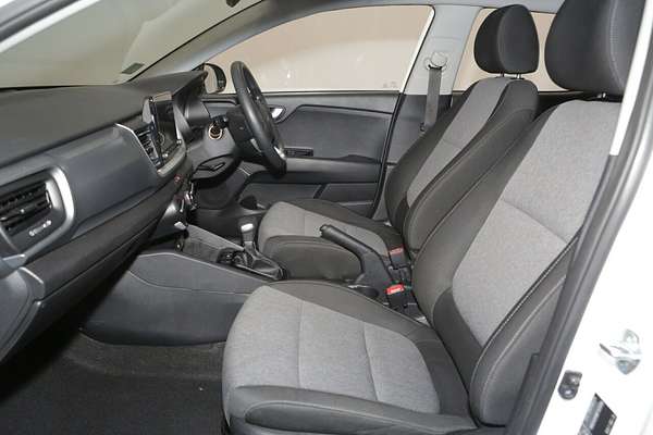 2024 Kia Stonic S YB