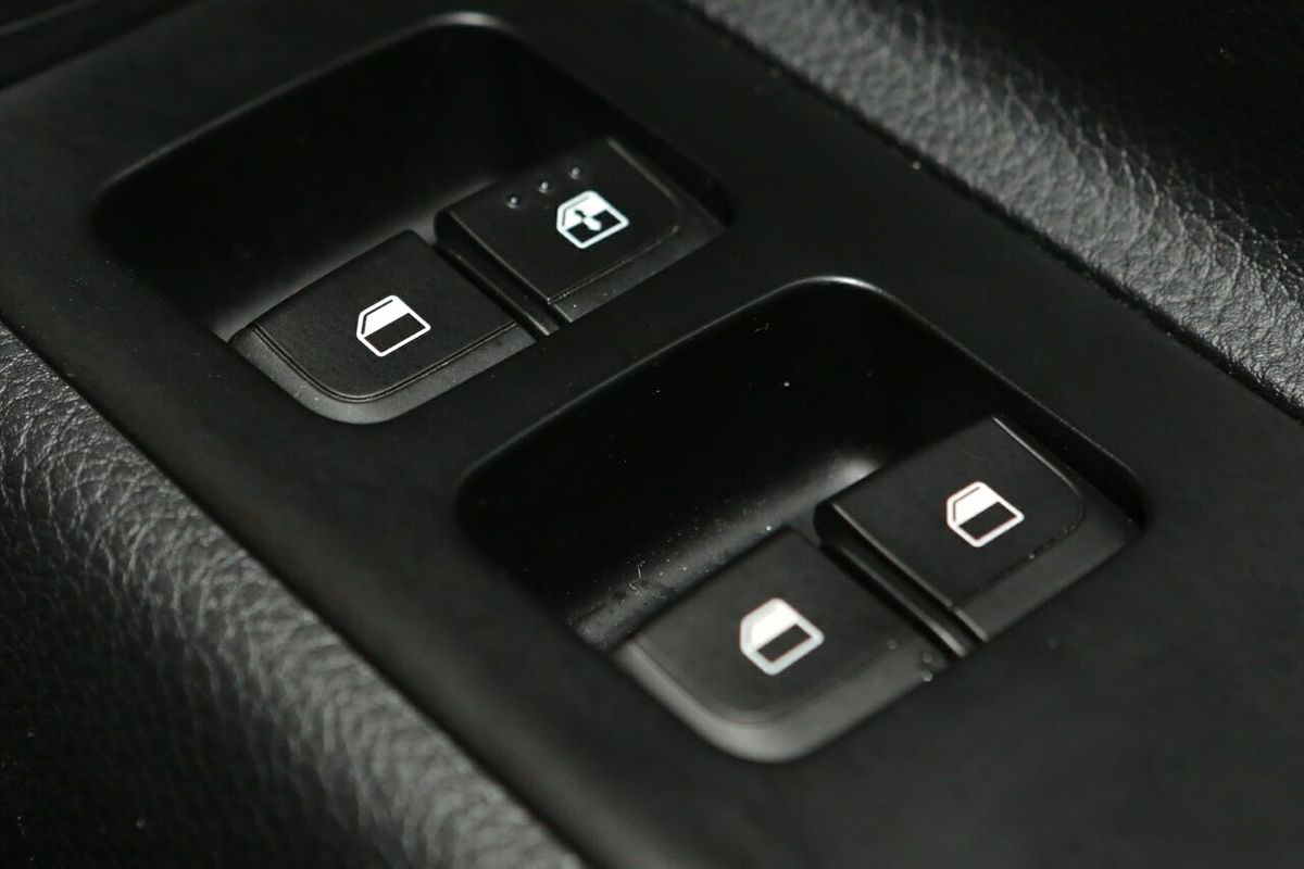2024 Kia Stonic S YB