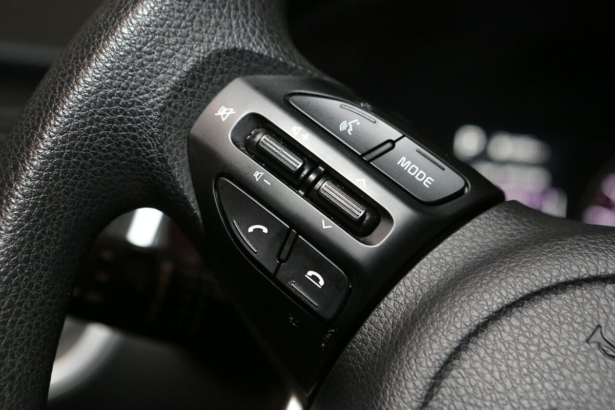 2024 Kia Stonic S YB