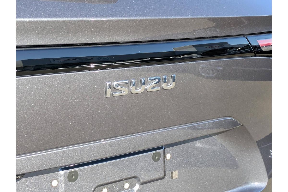 2025 Isuzu MU-X LS-T