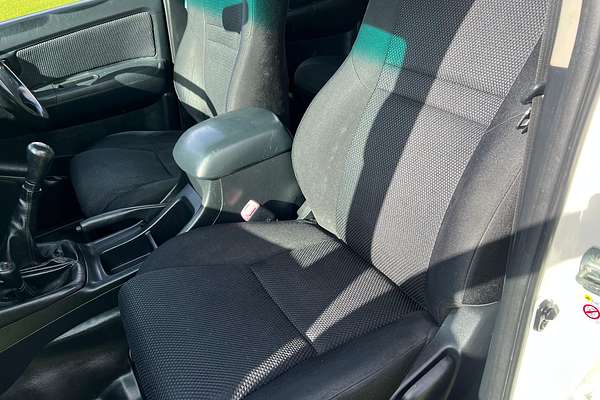 2015 Toyota Hilux SR KUN26R 4X4