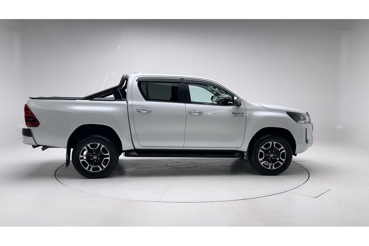 2023 Toyota Hilux SR5 GUN126R 4X4