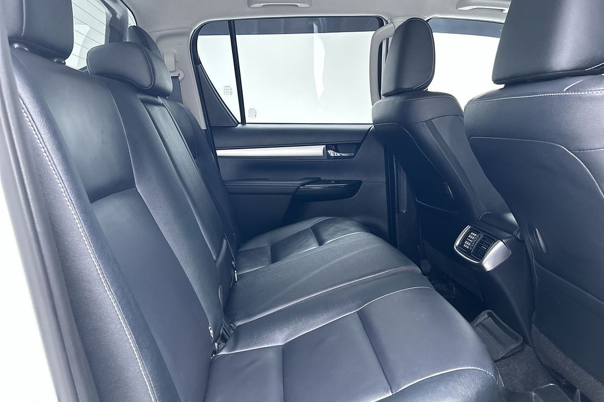 2023 Toyota Hilux SR5 GUN126R 4X4