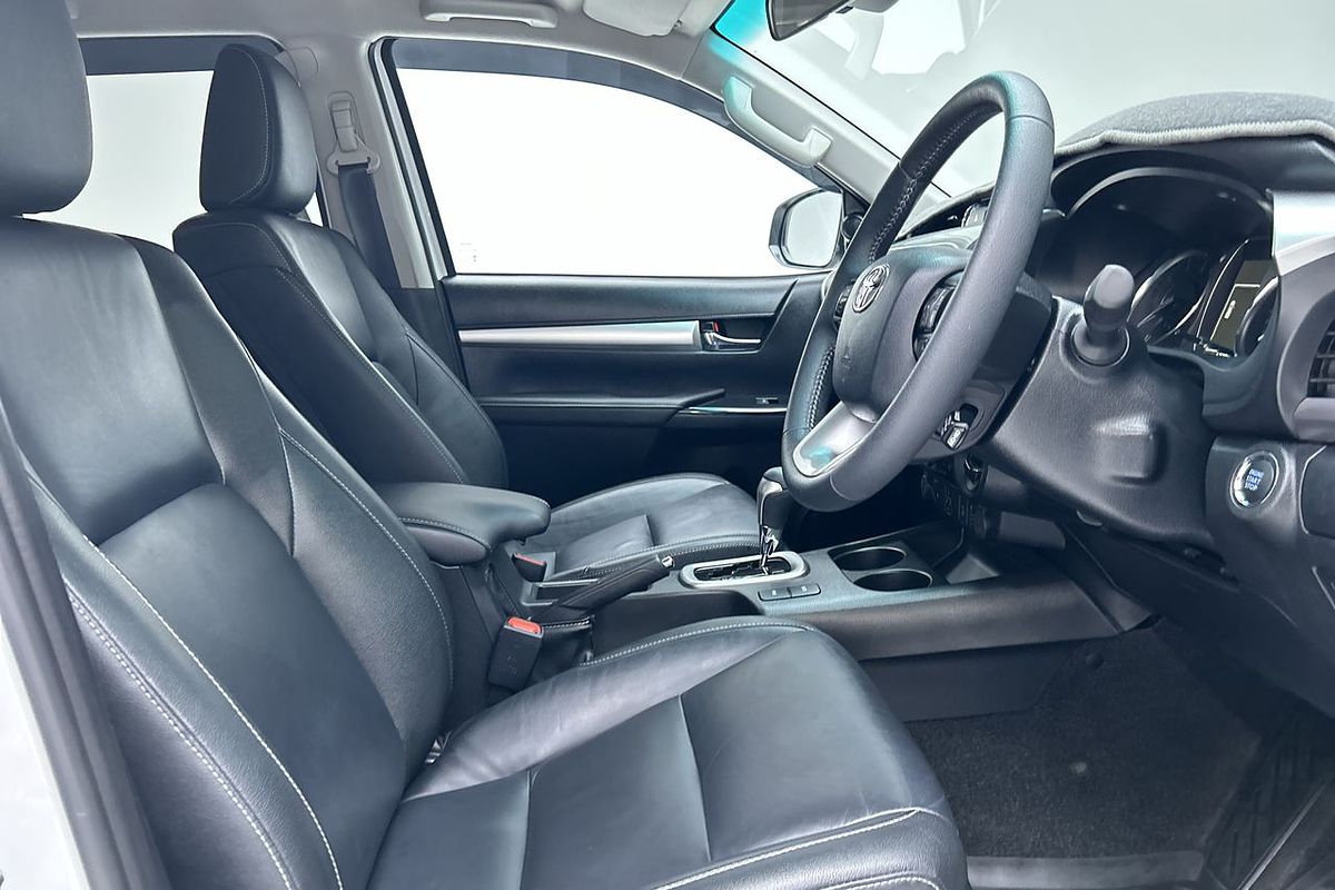 2023 Toyota Hilux SR5 GUN126R 4X4