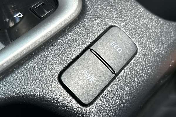 2023 Toyota Hilux SR5 GUN126R 4X4