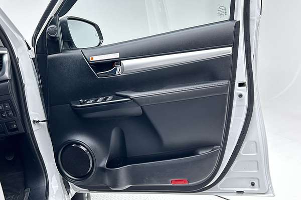 2023 Toyota Hilux SR5 GUN126R 4X4
