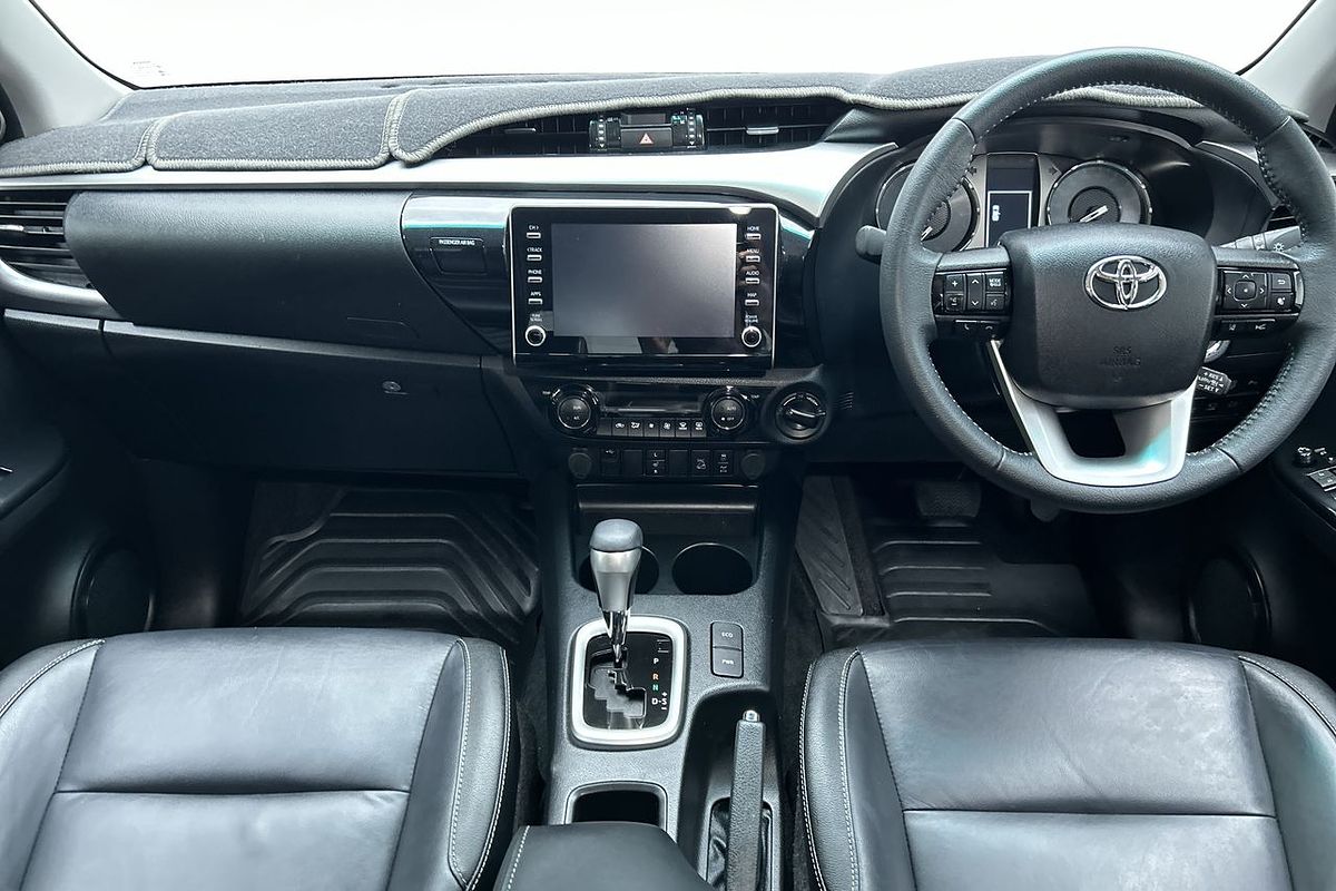 2023 Toyota Hilux SR5 GUN126R 4X4