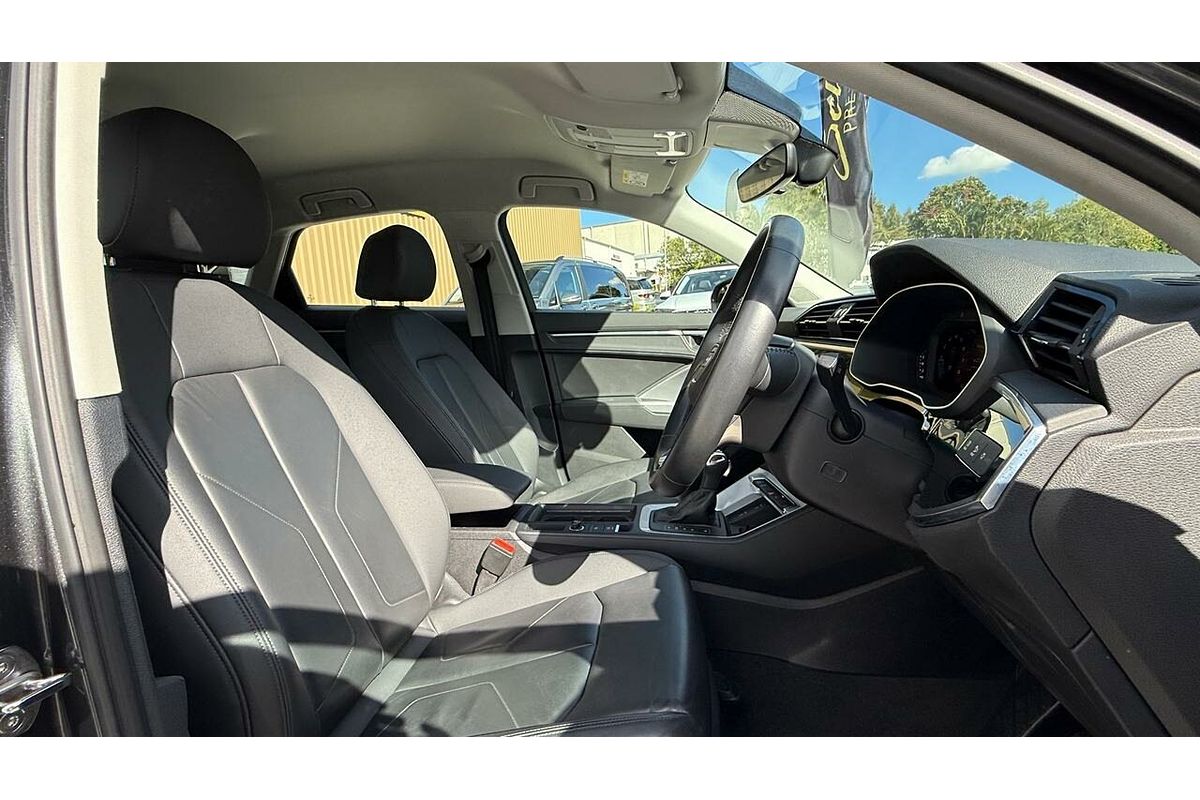 2023 Audi Q3 35 TFSI S line F3