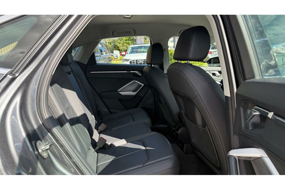 2023 Audi Q3 35 TFSI S line F3