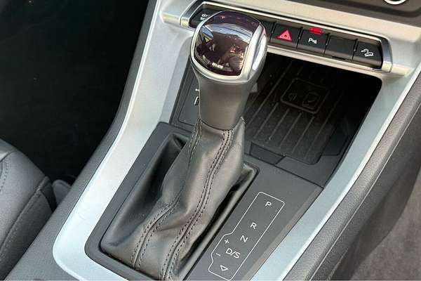 2023 Audi Q3 35 TFSI S line F3