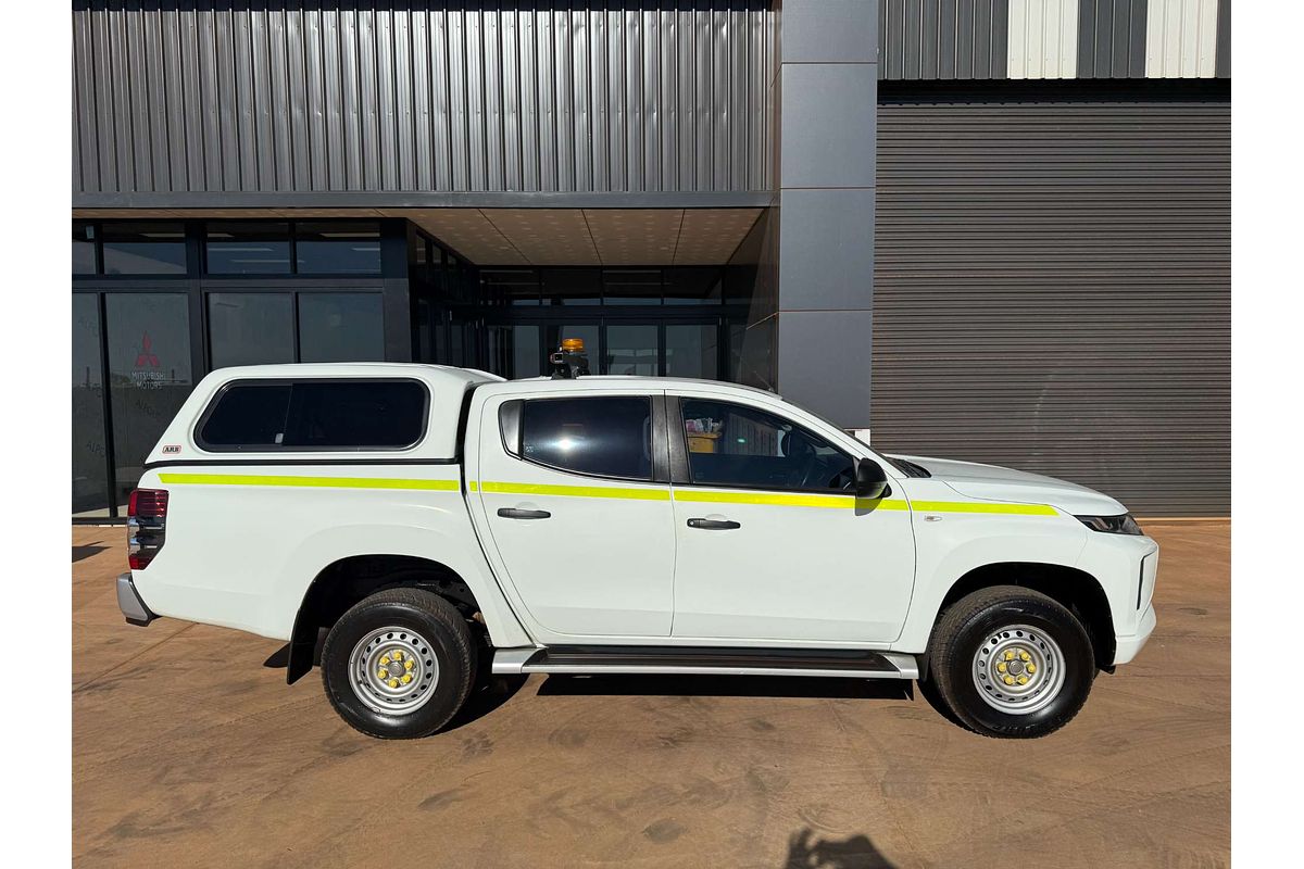 2019 Mitsubishi Triton GLX+ MR 4X4