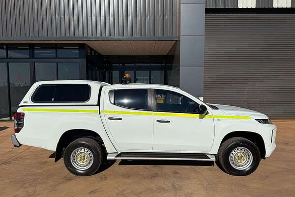 2019 Mitsubishi Triton GLX+ MR 4X4