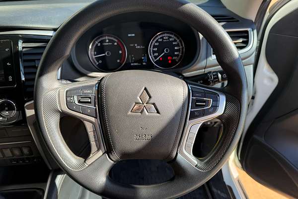 2019 Mitsubishi Triton GLX+ MR 4X4