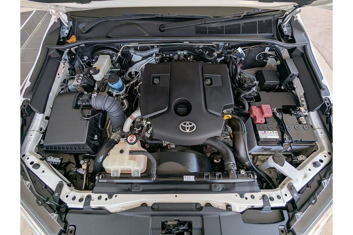 2024 Toyota Hilux Rogue 48V GUN126R 4X4