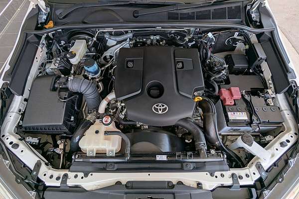 2024 Toyota Hilux Rogue 48V GUN126R 4X4