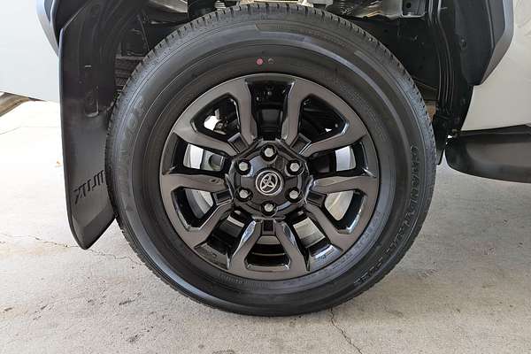 2024 Toyota Hilux Rogue 48V GUN126R 4X4