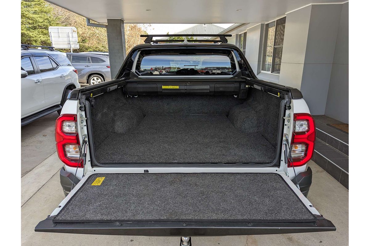 2024 Toyota Hilux Rogue 48V GUN126R 4X4