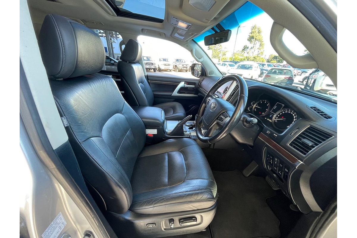2020 Toyota Landcruiser VX VDJ200R