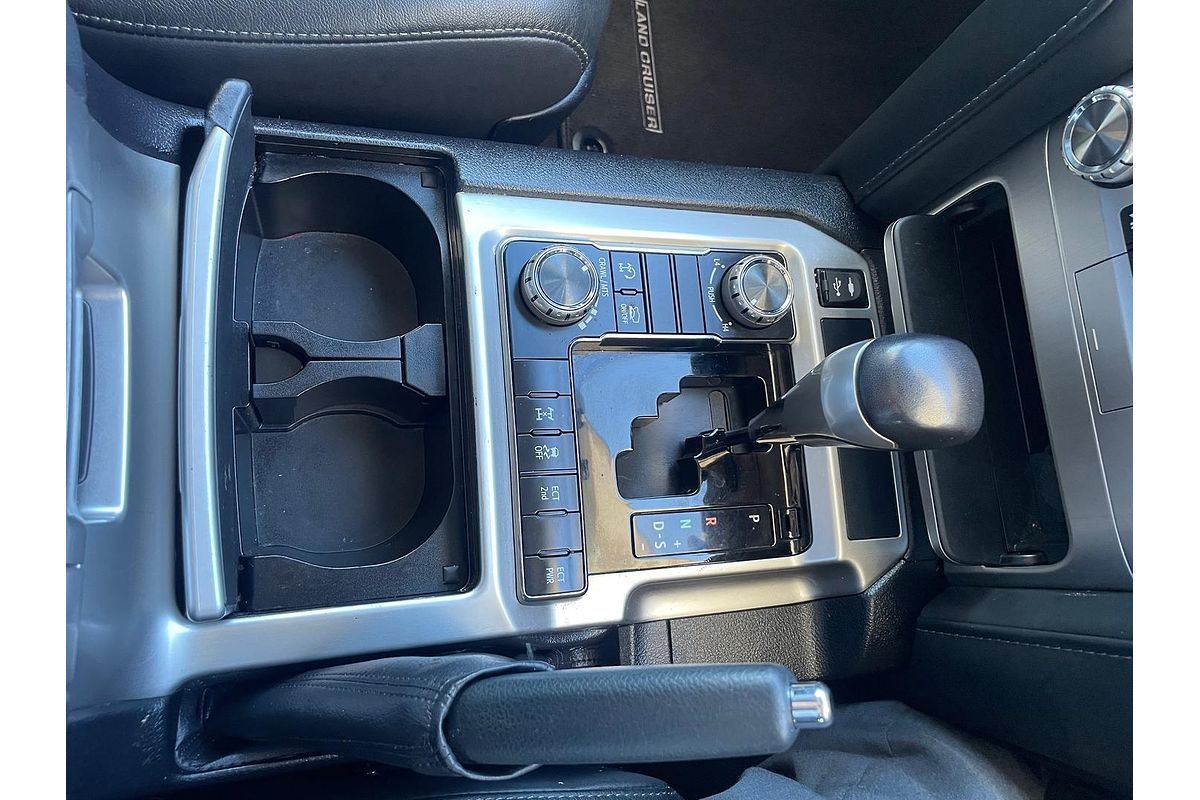 2020 Toyota Landcruiser VX VDJ200R