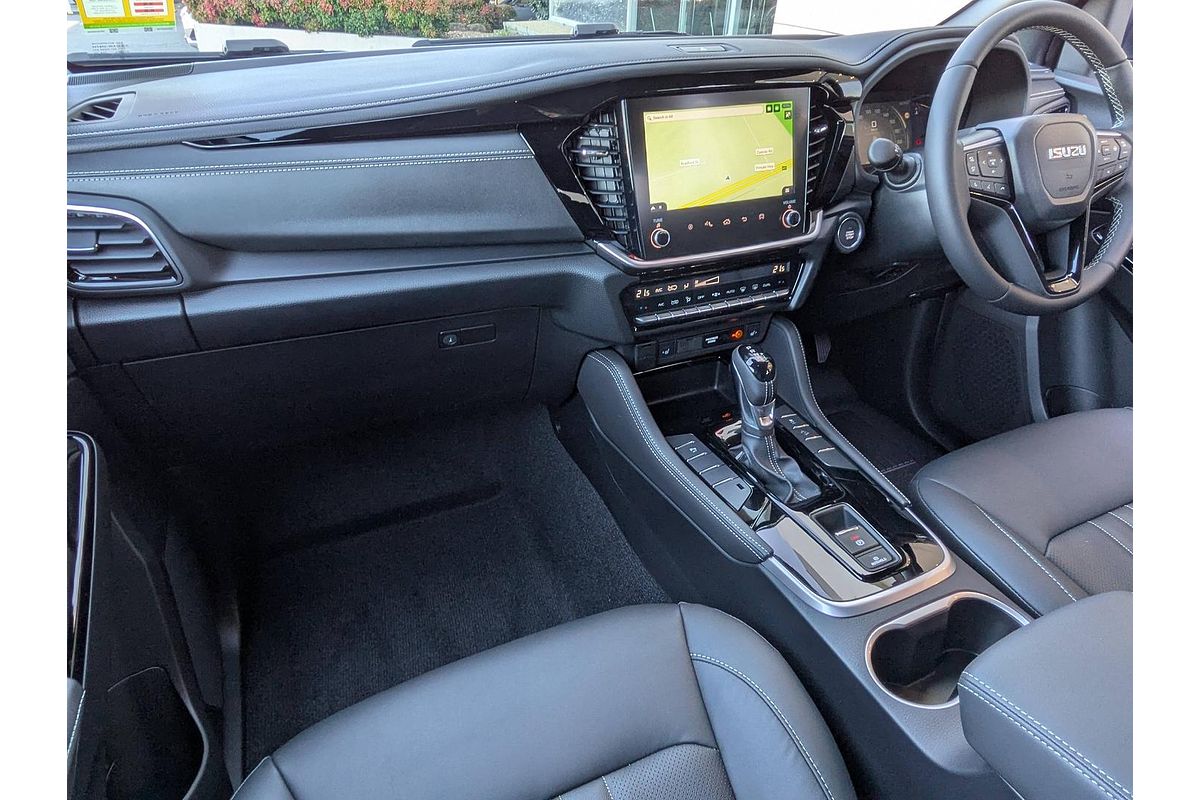 2025 Isuzu MU-X LS-T