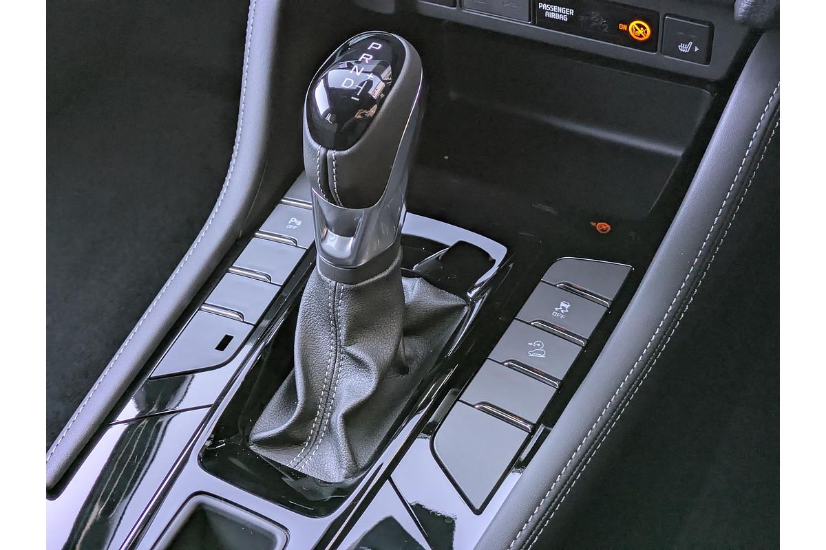 2025 Isuzu MU-X LS-T
