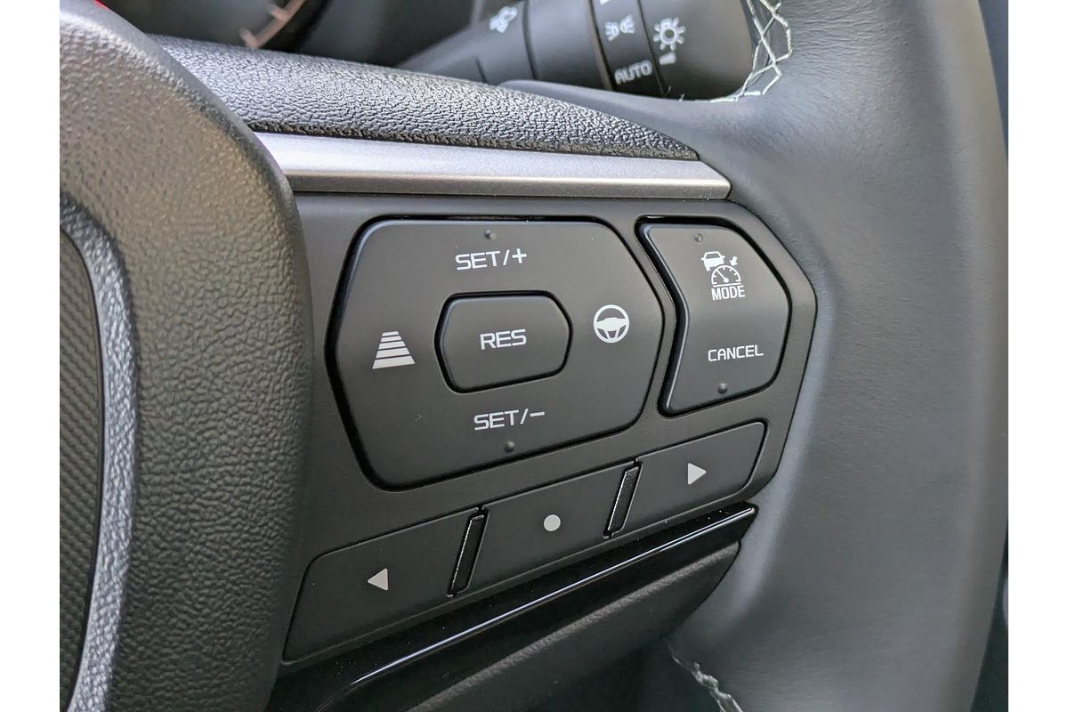 2025 Isuzu MU-X LS-T