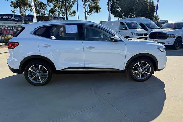 2024 MG HS Excite AS33