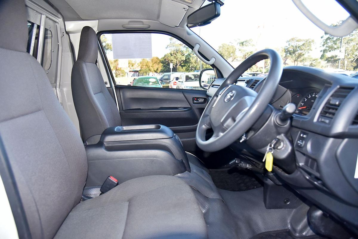 2018 Toyota Hiace KDH201R LWB
