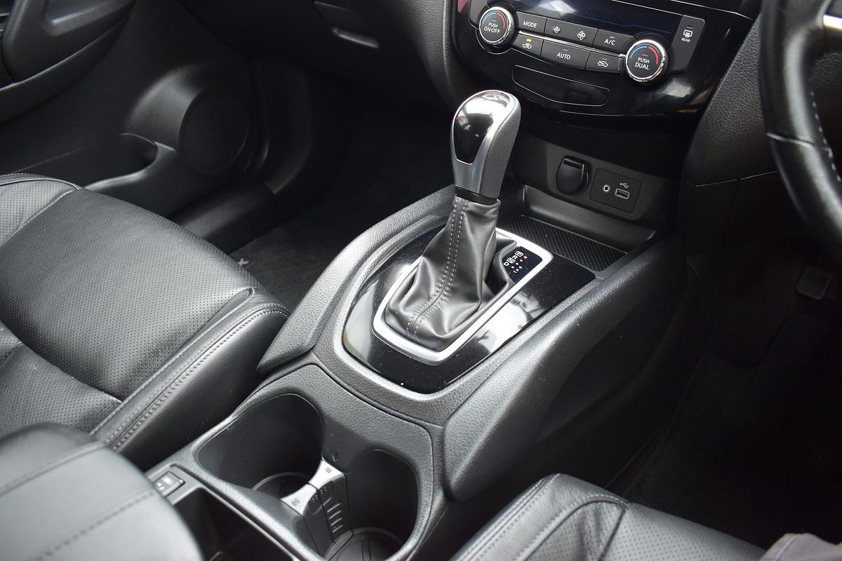 2021 Nissan X-TRAIL ST-L T32