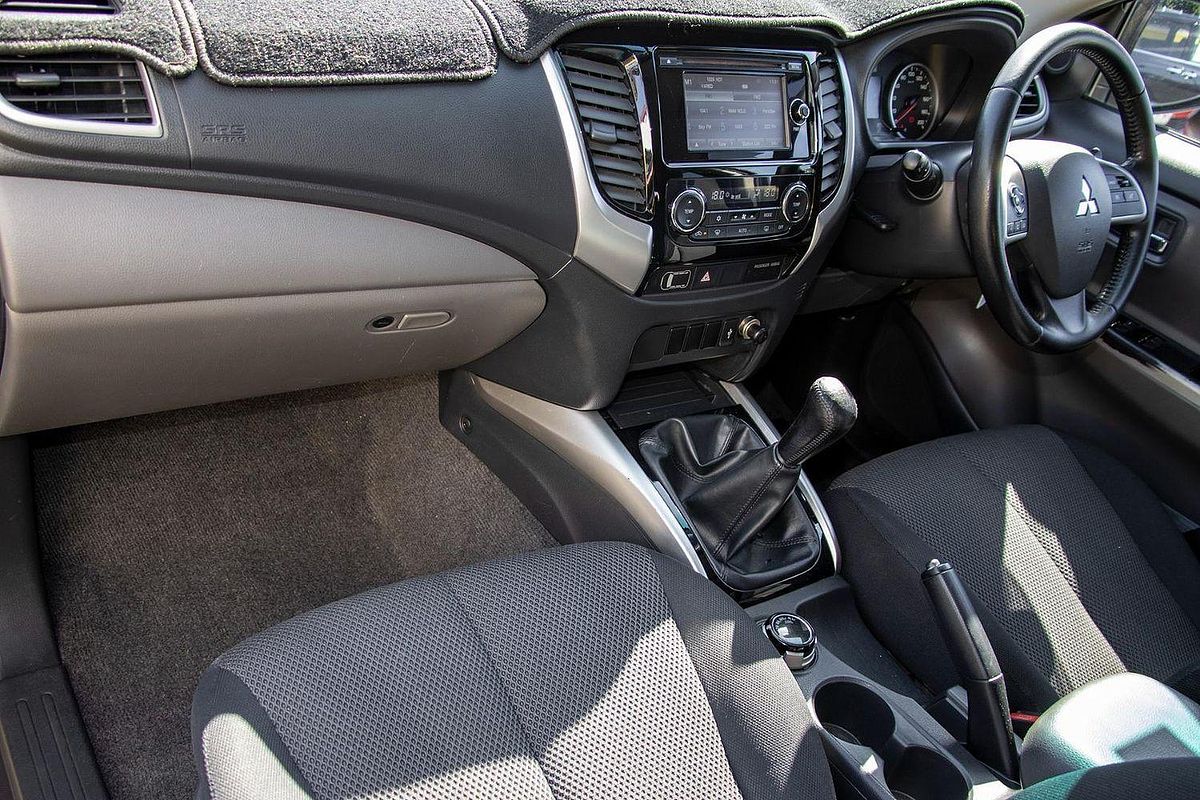 2015 Mitsubishi Triton GLS MQ 4X4