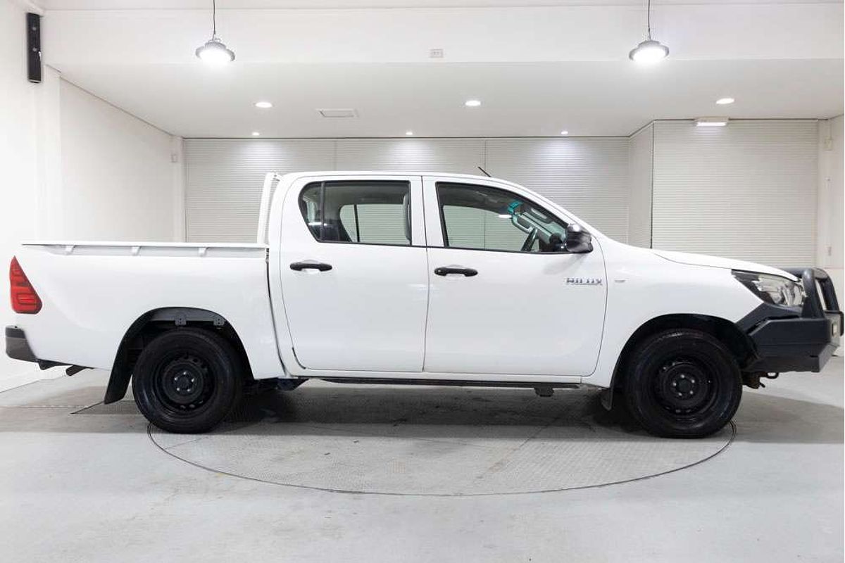 2017 Toyota Hilux Workmate GUN122R Rear Wheel Drive