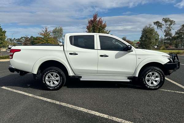 2016 Mitsubishi Triton GLX+ MQ 4X4