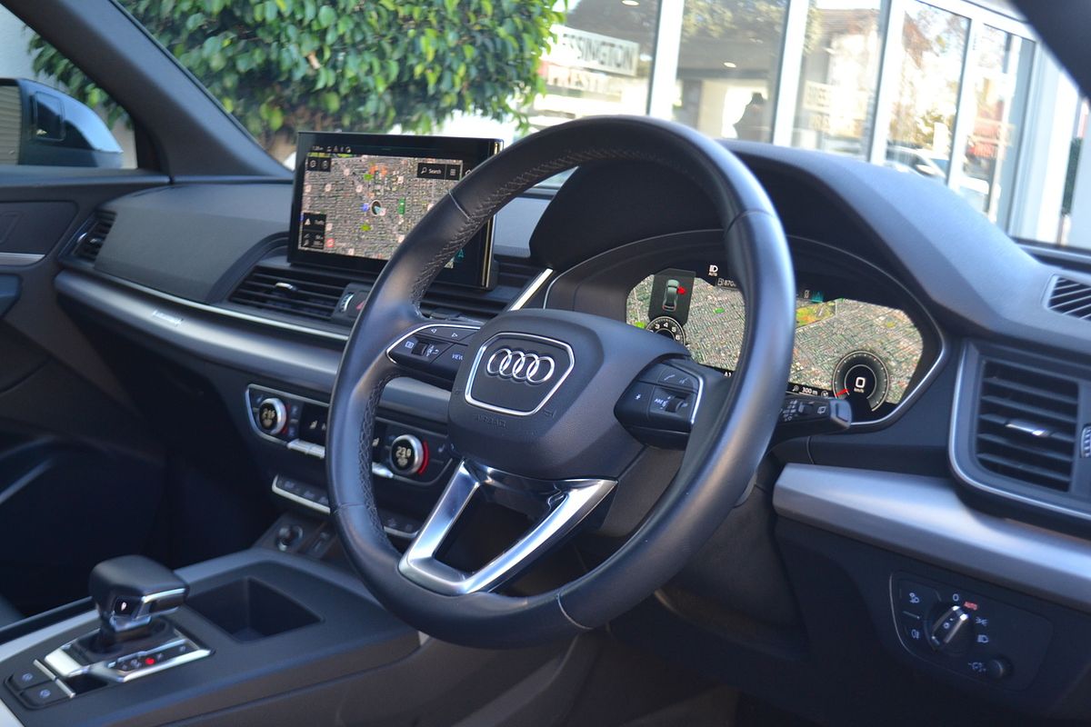 2023 Audi Q5 45 TFSI Sport FY