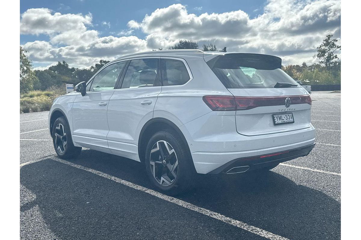 2024 Volkswagen Touareg 170TDI RC