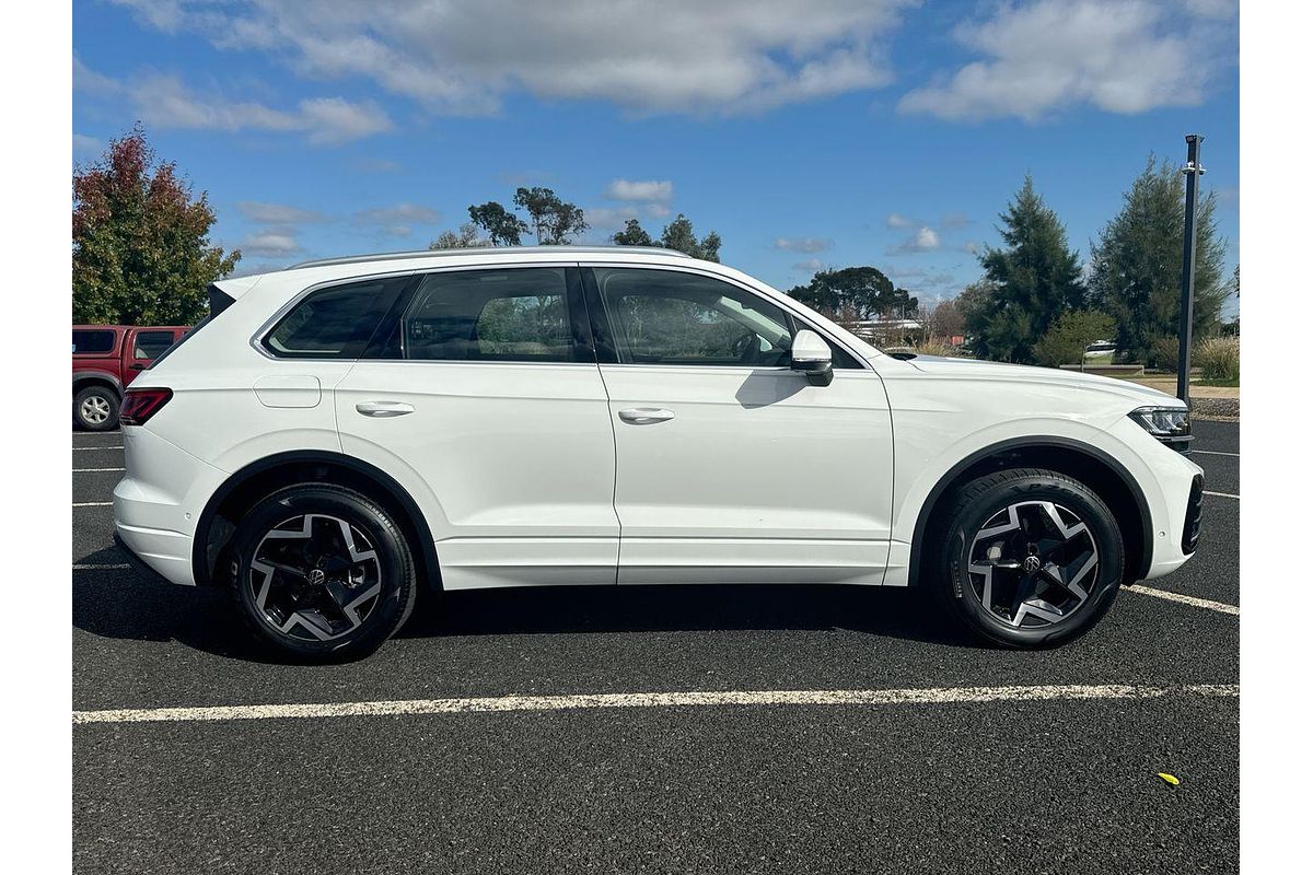 2024 Volkswagen Touareg 170TDI RC