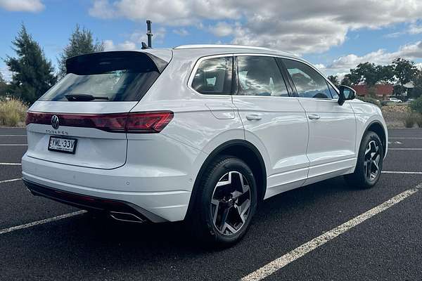 2024 Volkswagen Touareg 170TDI RC
