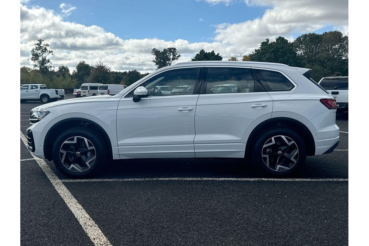2024 Volkswagen Touareg 170TDI RC