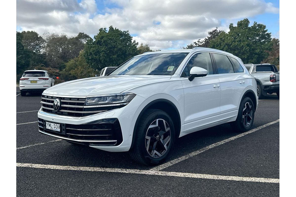 2024 Volkswagen Touareg 170TDI RC