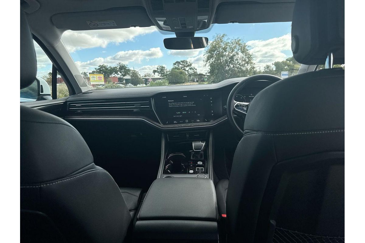 2024 Volkswagen Touareg 170TDI RC