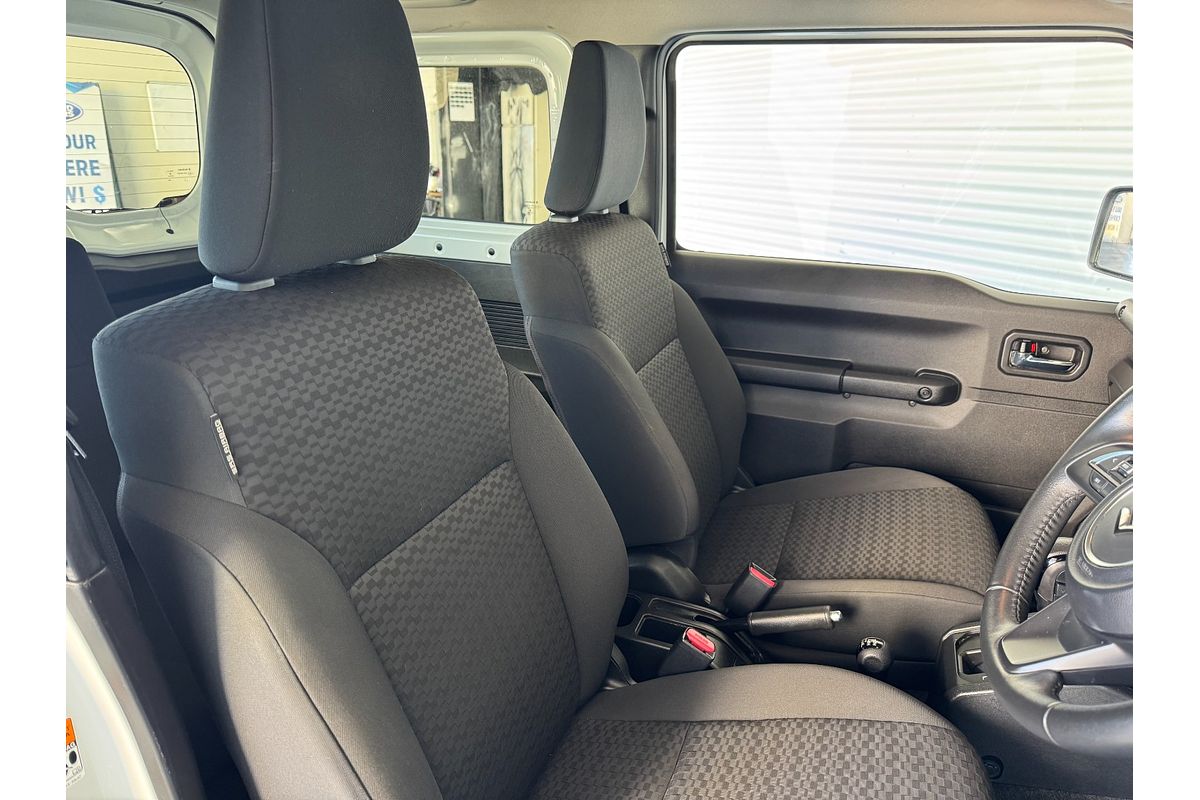 2022 Suzuki Jimny GLX GJ