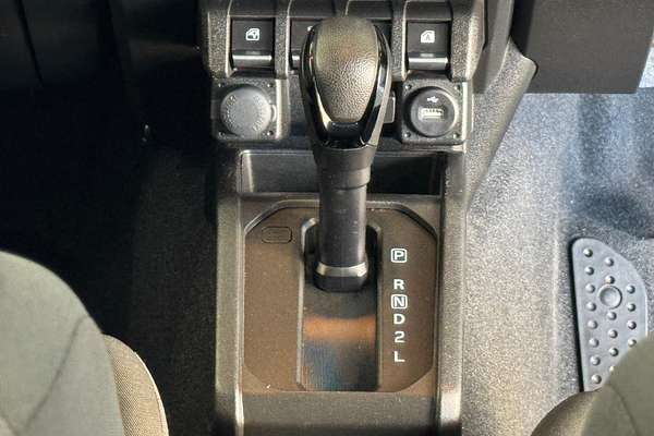 2022 Suzuki Jimny GLX GJ
