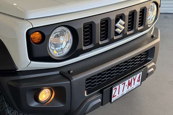 2022 Suzuki Jimny GLX GJ