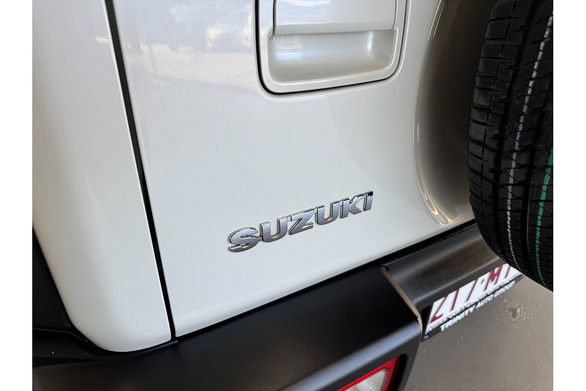 2022 Suzuki Jimny GLX GJ