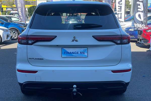 2022 Mitsubishi Outlander ES ZM