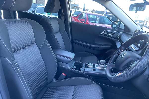 2022 Mitsubishi Outlander ES ZM